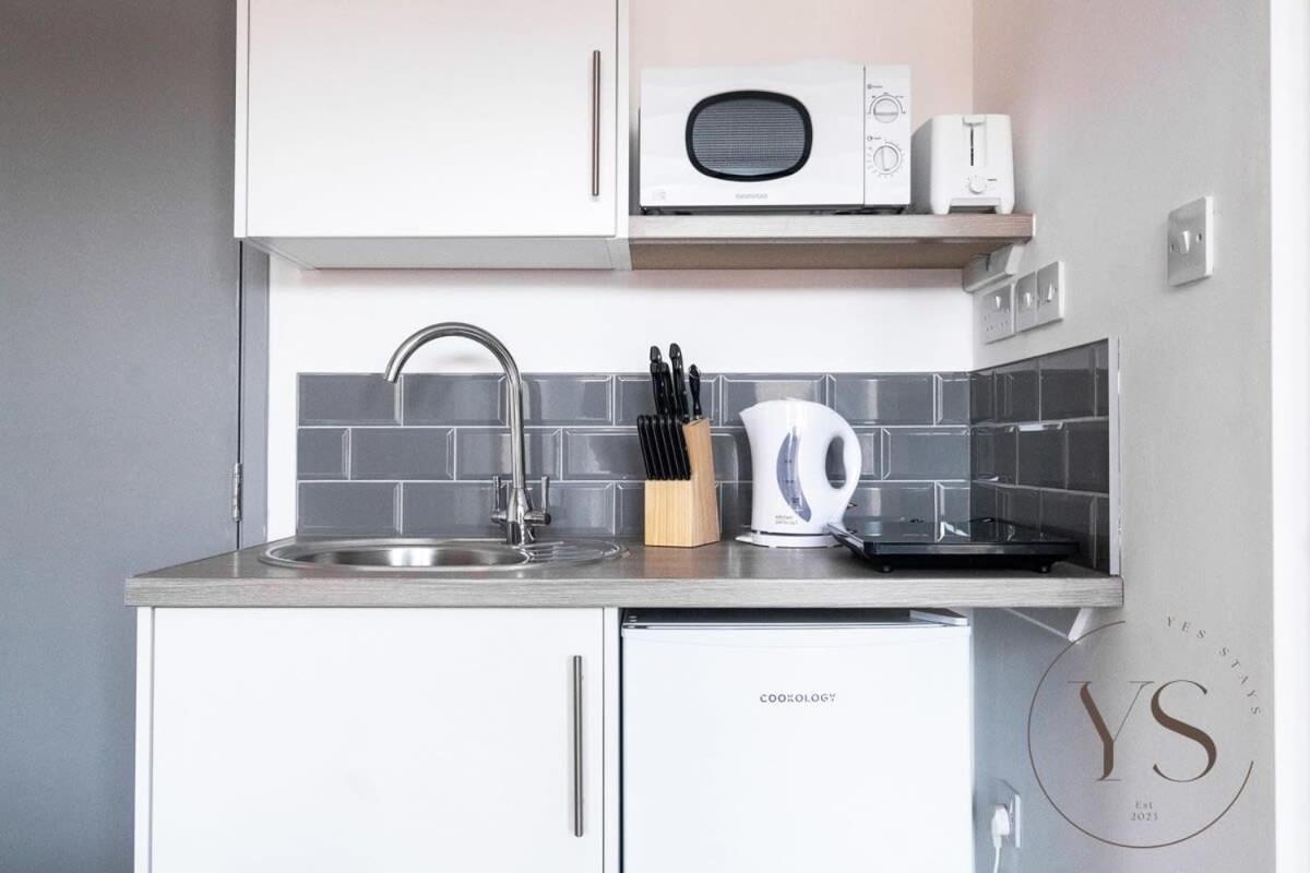Sienna Longton 2c - Wi-fi, Alton Towers, Netflix Apartment